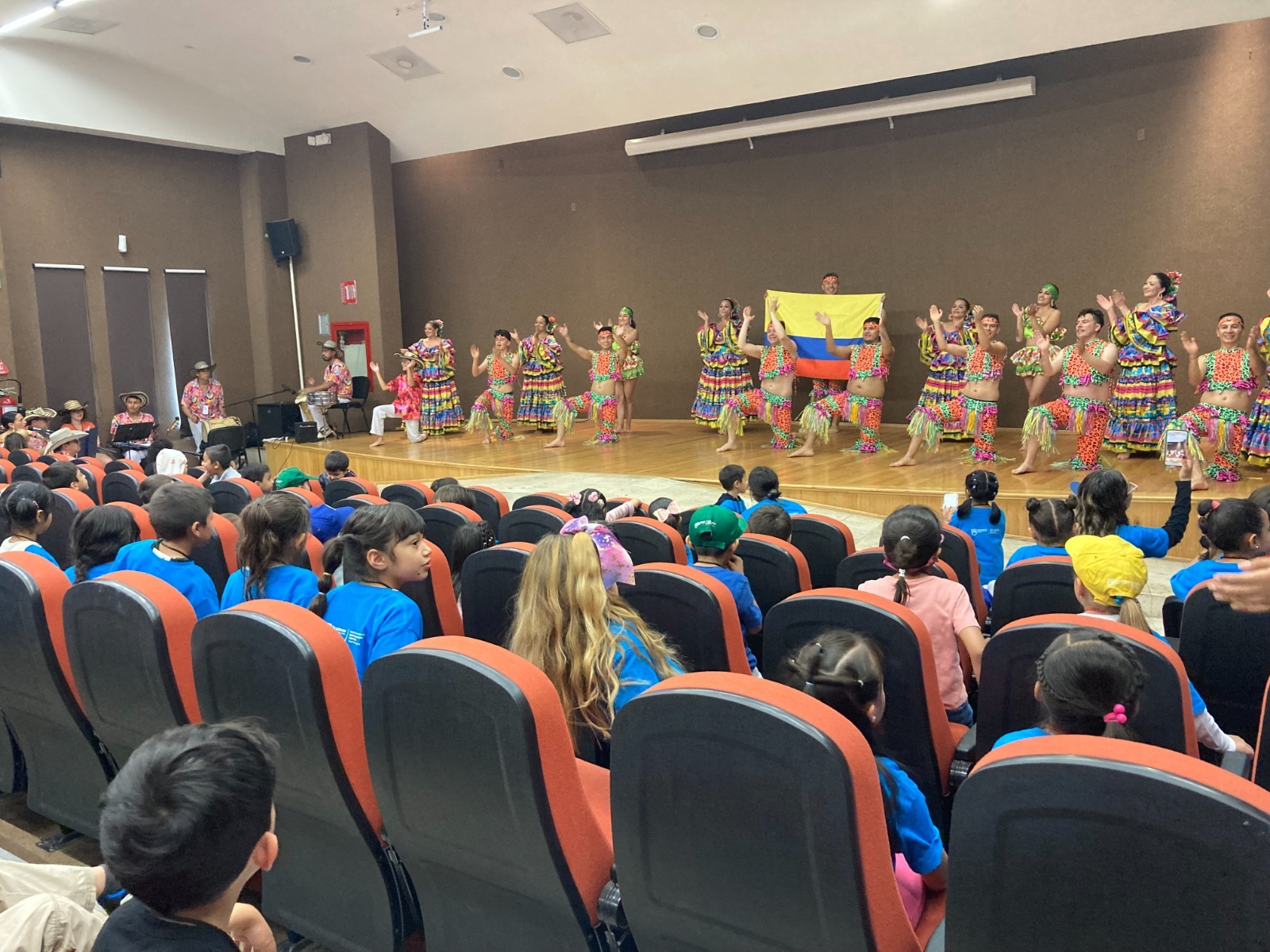 colom3